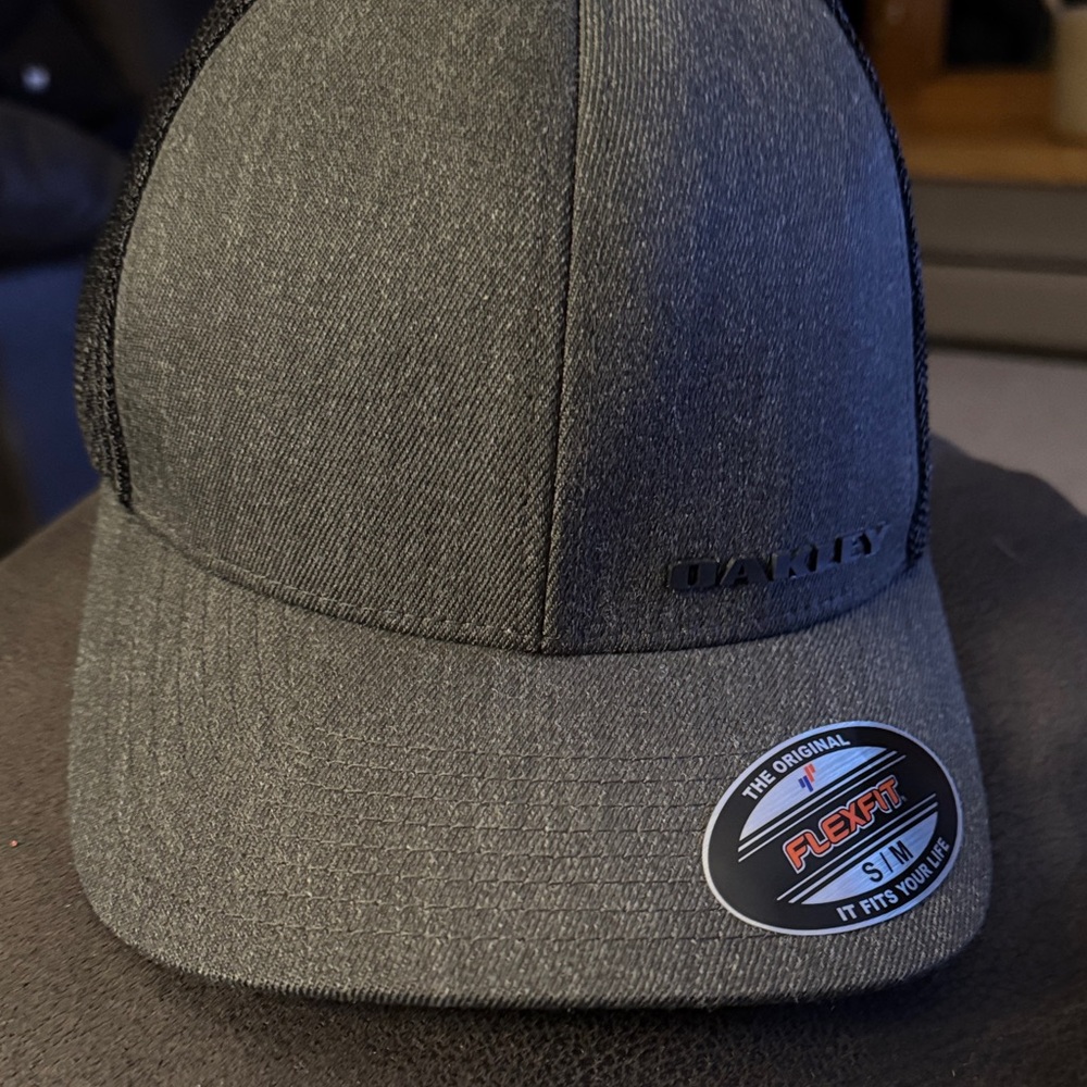 Oakley Black Flexfit Cap
